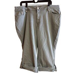 Plus Size Fashion Bug 20W Sage Green Stretch Cotton/Spandex Capri Pants With Sna